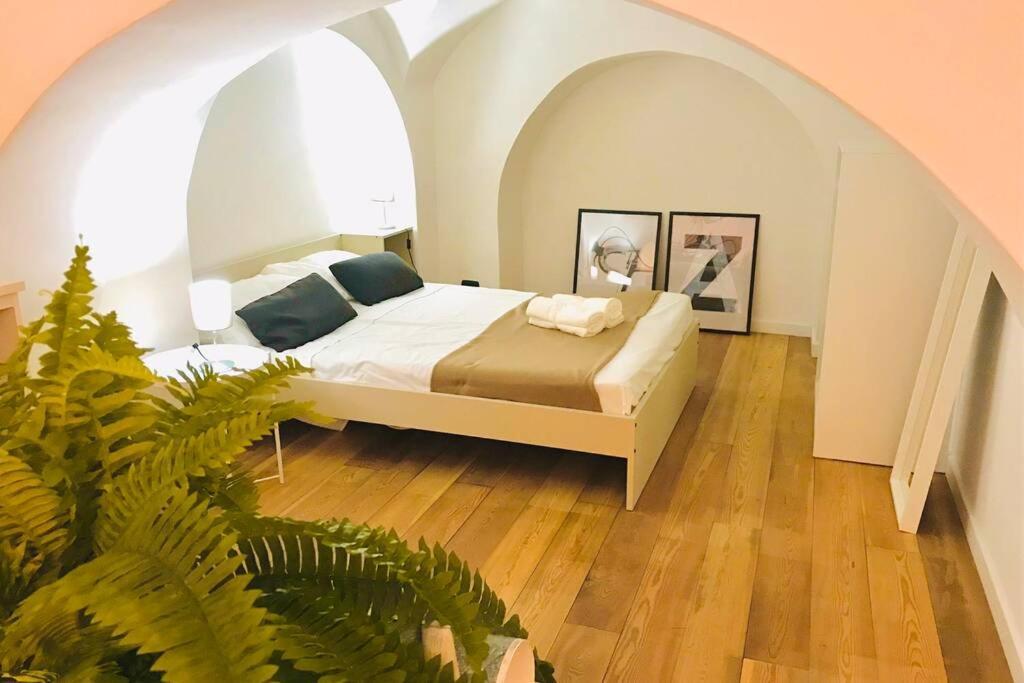 Oli'S Charming House Villa คาตาเนีย ภายนอก รูปภาพ