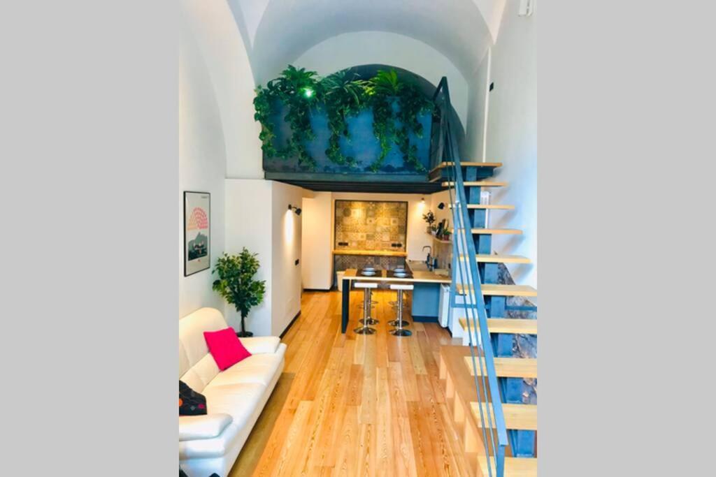 Oli'S Charming House Villa คาตาเนีย ภายนอก รูปภาพ